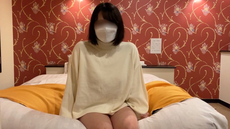 [Extra Edition] A 20-year-old college student with a selfish body and H-cup breasts. While enjoying her sensitive big breasts, she is penetrated by a raw cock and made to cum inside.