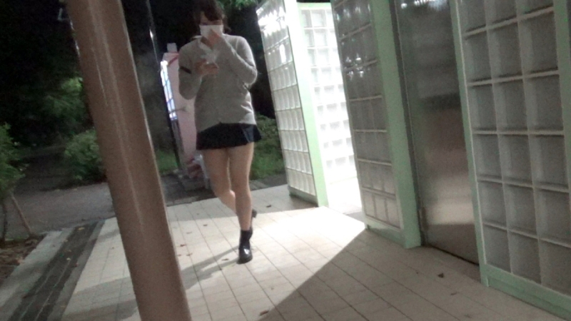 [Private shoot 59] Kanon, a busty girl in a Tokyo Metropolitan K uniform ☆ Breasts exposed in the park toilet, blowjob and tongue ejaculation [with bonus]