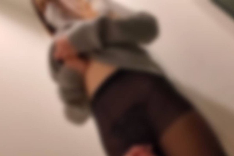 * 90％OFF直到1/12 * [業餘個人拍攝] [中出]將肉棒塞進陷入管理困境的女總裁嘴裡